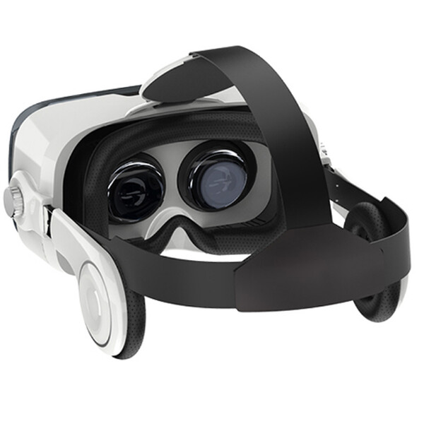 VR Brille mit integrierten Kopfhörern und Fernbedienung