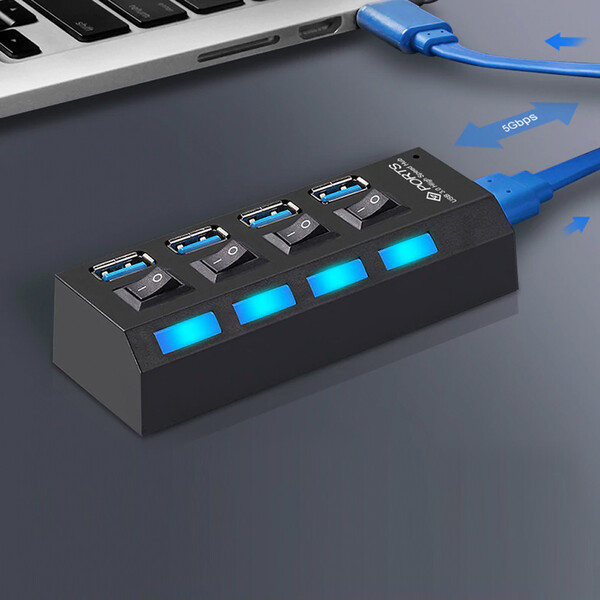 4-Slot 3.0 USB-Hub mit engergiesparendem Schalter