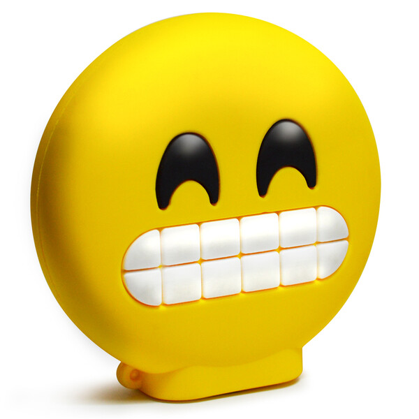 8800 mAh Emoji Powerbank - Klein und Leistungsstark für unterwegs Grinsen mit Zähnen mit 1m Micro USB Kabel